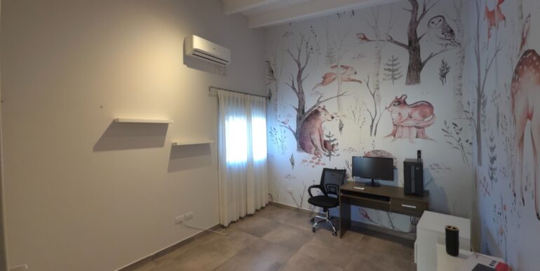 WhatsApp Image 2025-06-04 at 09.50.57