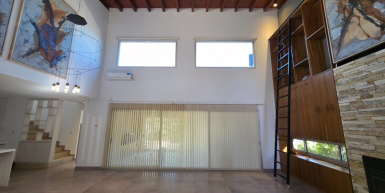 WhatsApp Image 2025-06-04 at 09.50.59 (3)